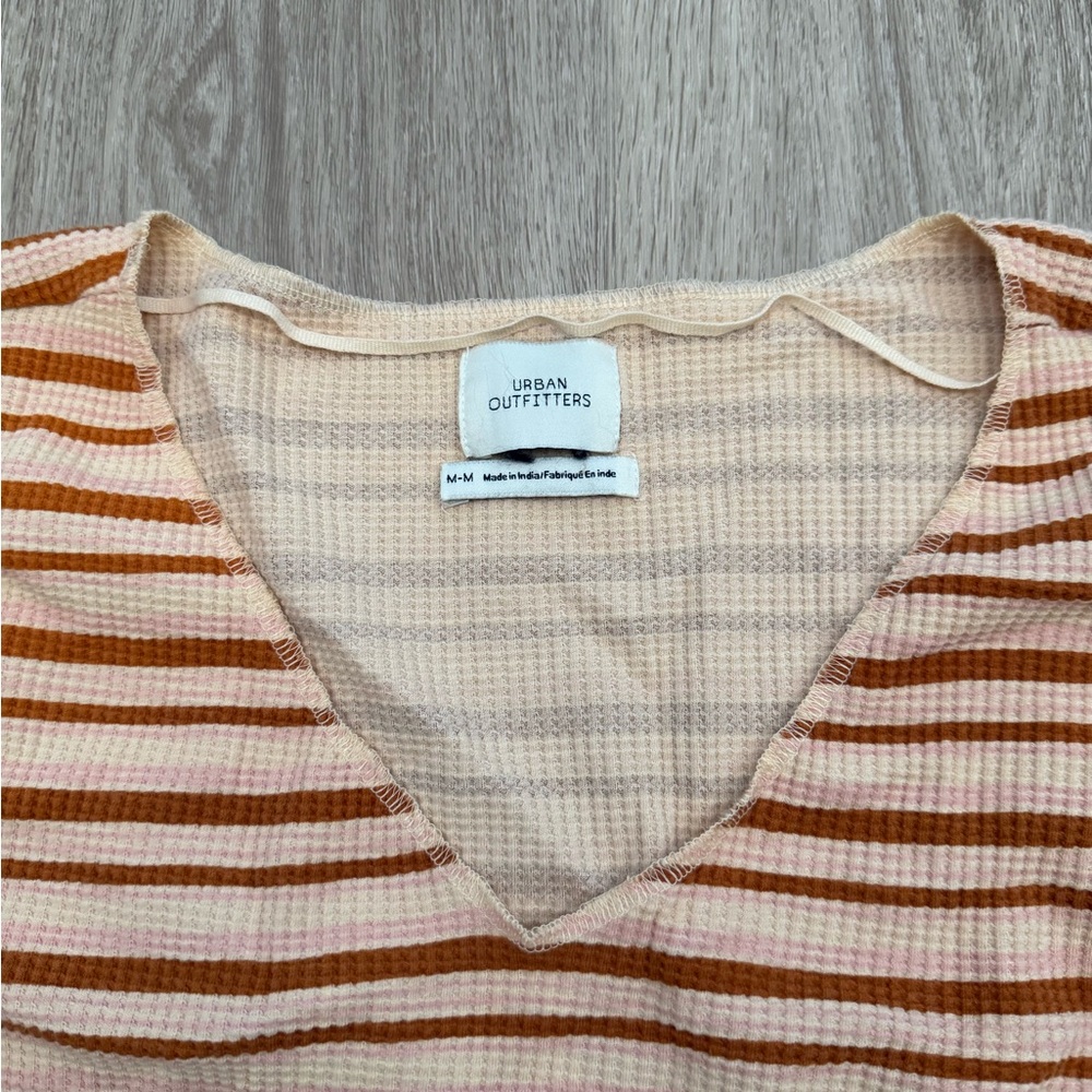 Urban Outfitters UO Cerys Spliced Thermal Cropped Blouse Top Size Medium Cropped - Picture 3 of 8